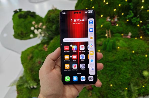 Huawei Mate 60 RS Ultimate Edition - Fotografii hands-on: HUAWEI Mate 60 RS Ultimate Design 071.jpg