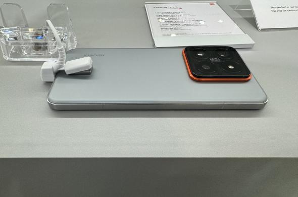Xiaomi 14 Pro - Fotografii Hands-on (MWC 2024): Photo 26.02.2024, 16 49 49.jpg