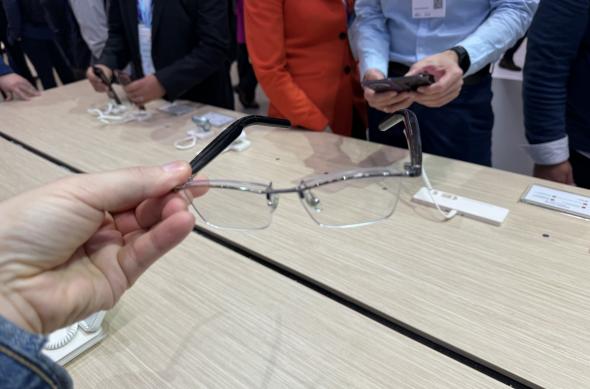 HUAWEI Eyewear 2 - Fotografii MWC 2024: Photo 26.02.2024, 13 36 48.jpg