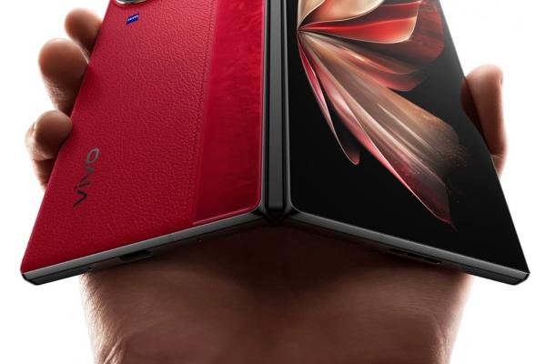 vivo X Fold 3 Pro apare în randări cu iz oficial, iar specificațiile pliabilului sunt confirmate