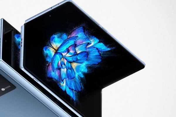 Seria vivo X Fold3 ar sosi la finalul acestei luni, mai devreme decât ne-am aștepta