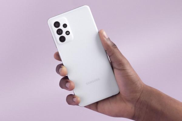 Ai un Samsung Galaxy A52? Verifică update-urile pentru că Android 14 tocmai se livrează pe telefonul tău