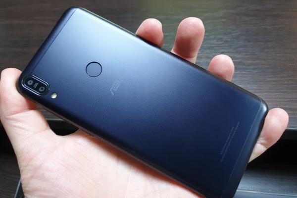 ASUS ZenFone Max Pro (M1) - Fotografii Hands-On