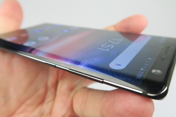 Nokia 8 Sirocco: Multimedia cu acustică de podium şi bas excelent