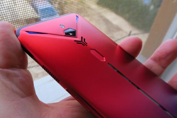ZTE Nubia Red Magic 3s: Camera bate orice predicţie de pe hârtie, livrează aproape de marele rival ROG