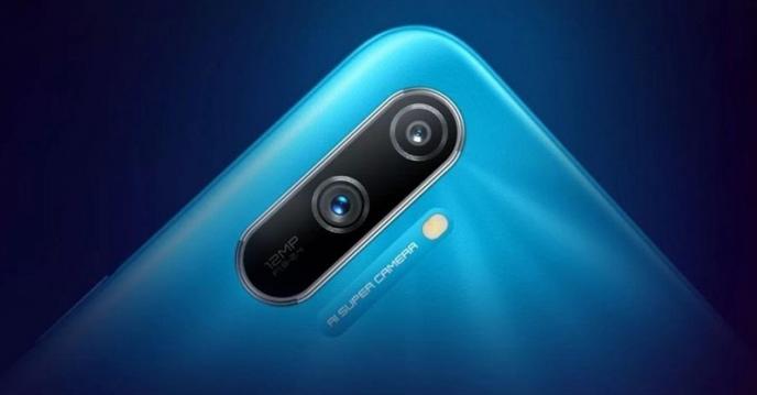 <b>Realme C3 este un nou telefon cu baterie de 5000 mAh, preţ entry level şi procesor Helio G70</b>Oppo va lansa un telefon entry level cu baterie mare pe 6 februarie, modelul Realme C3. Deocamdată pagina oficială a terminalului a fost dezvăluită de retailerul indian Flipkart şi acestea sunt 