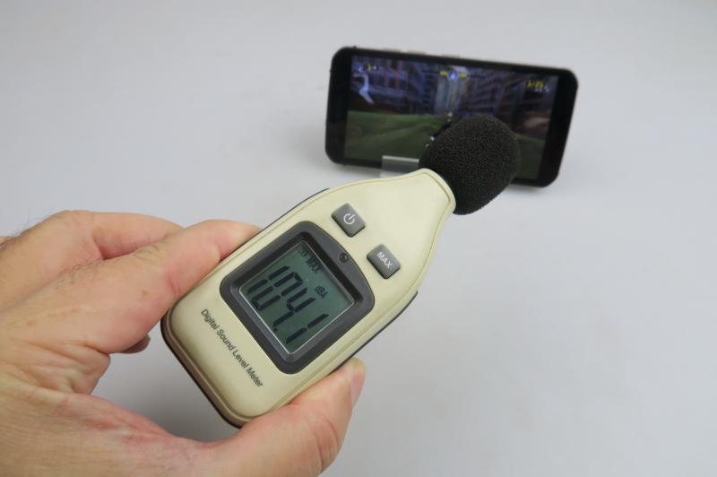 Putere volum CAT S52: CAT-S52_103.JPG