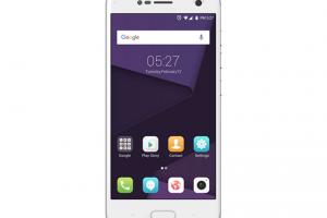 ZTE Blade V8