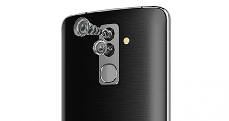 Cameră duală în faţă, cameră duală în spate - el este Alcatel Flash