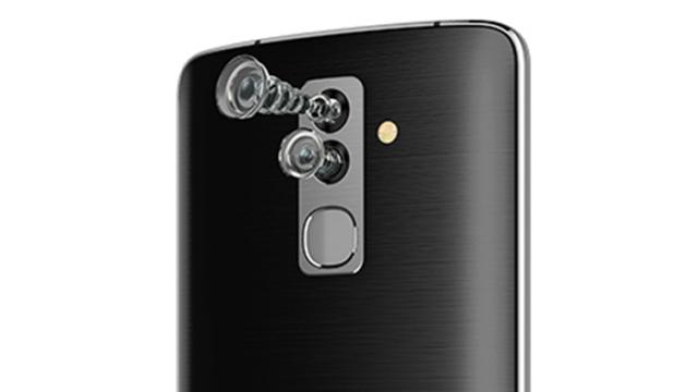 <b>Cameră duală în faţă, cameră duală în spate - el este Alcatel Flash</b>Din partea celor de la Alcatel sosește astăzi pe piață smartphone-ul Alcatel Flash - telefon ce se remarcă în special la capitolul fotografiere. Acesta sosește cu o cameră foto duală pe spate și supriză și cu o cameră duală în partea frontală pentru 