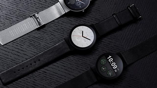 <b>Smartwatch-ul cu Amazon Alexa la bord e aici: iMCO CoWatch costă sub 200 de dolari, suportă control pe bază de comenzi vocale</b>Pe piața din SUA, phablet-ul Huawei Mate 9 a sosit cu asistentul virtual Amazon Alexa preinstalat din fabrică, software care acum debutează și pe un smartwatch. Este vorba despre iMCO CoWatch, un purtabil arătos ce a fost lansat prin intermediul unei