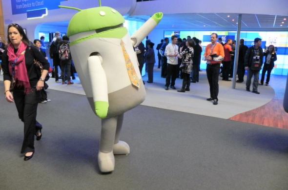 MWC 2012: Android și Intel merg pe un drum comun cu â€¦ mascote (video): dscn0430jpg.jpg