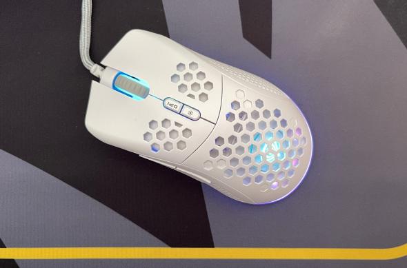 Genesis Krypton 550 - Fotografii: Genesis-Krypton-550_001.jpg