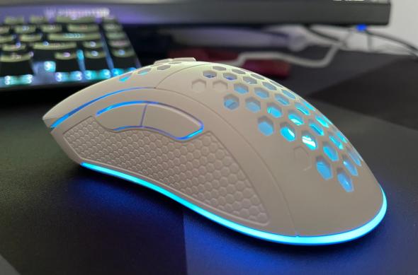 Genesis Krypton 550 - Fotografii: Genesis-Krypton-550_004.jpg