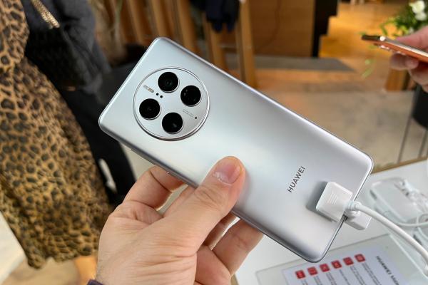 Huawei Mate 50 Pro Hands-on Review: cameraphone-ul cu deschidere variabilă ar putea schimba percepţia despre Huawei