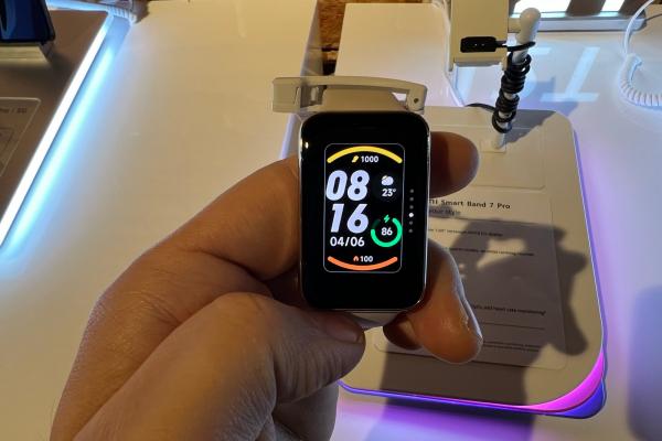 Xiaomi Smart Band 7 Pro - Fotografii hands-on