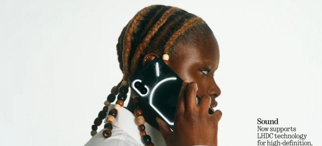 Nothing Phone (1) primește o nouă actualizare care aduce îmbunătățiri la nivel de cameră și suport audio LHDC