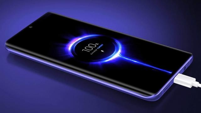<b>Redmi Note 12 se află în pregătire! Seria primește certificarea 3C care face referire la o încărcare ultra-rapidă, la 210W pe fir</b>Xiaomi și Redmi pregătesc lansarea a mulțime de produse aparent. Până la finalul acestui an ar putea debuta chiar seria de telefoane Redmi Note 12, care ar trebui să includă o variantă standard, una Pro, dar și una Pro+. Mai multe scăpări au apărut
