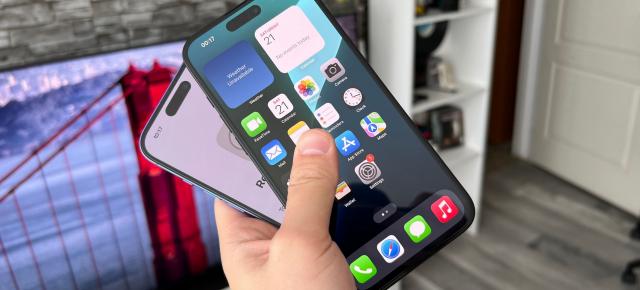 iPhone 17 chiar va avea display mai mare; Protecții de ecran Spigen confirmă diagonala de 6.3 inch