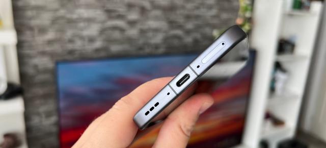OPPO Find X8 Ultra: Conectivitate 5G care știe și limba română, nu doar chineză, fără probleme locale