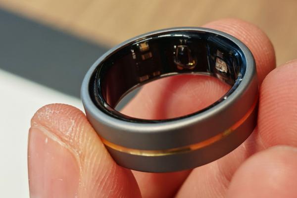 HONOR are un inel inteligent de care nu ştiaţi şi costă doar 300 lei! Impresii Insix Smart Health Ring