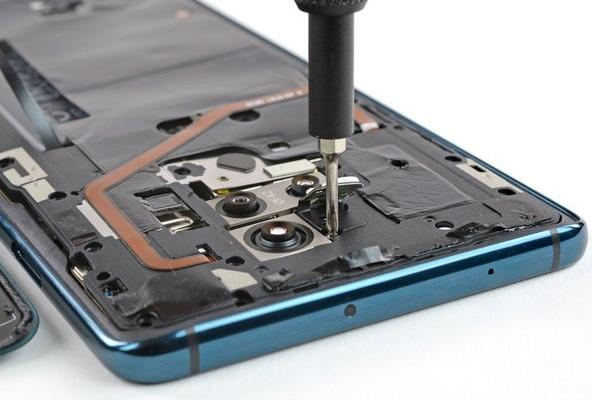 Nota 4 pentru Huawei Mate 20X 5G pentru uşurinţa de reparare; Iată verdictul iFixit!