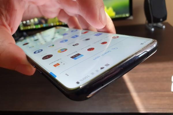 OnePlus 7 Pro: Benchmark-uri de top in 2019, bestie la utilizarea de zi cu zi