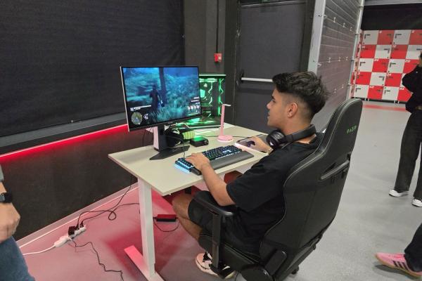 Razer Freyja