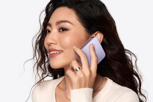 Cum obții 1000 de lei extra reducere pe eMAG la comanda pliabilului Xiaomi Mix Flip? 