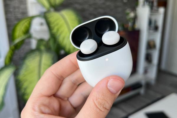 Google Pixel Buds Pro 2 Review: Căști wireless peste așteptări de confortabile la purtare prelungită, ANC de calitate și sunet bogat