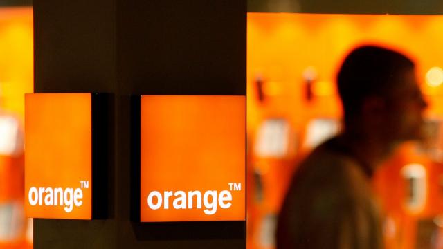<b>Orange România publică rezultatele financiare din trimestrul 2 al anului, cu o cifră de afaceri în scădere și Orange Money obținând recorduri</b>Un comunicat de presă proaspăt sosit în inbox-ul nostru ne aduce astăzi detalii despre rezultatele financiare înregistrate de către Orange România în al doilea trimestru din 2020, o perioadă de 3 luni în care pe fondul pandemiei 