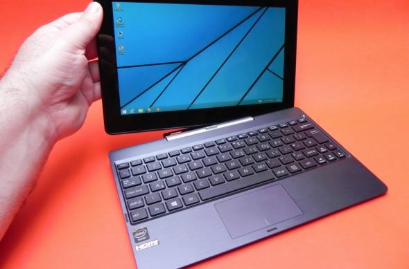 ASUS Transformer Book T100TA Review: o primă tabletă atractivă cu CPU Bay Trail și o primă privire asupra lui Windows 8.1 (Video): asus_transformer_book_t100ta_review_mobilissimo_ro_51jpg.jpg