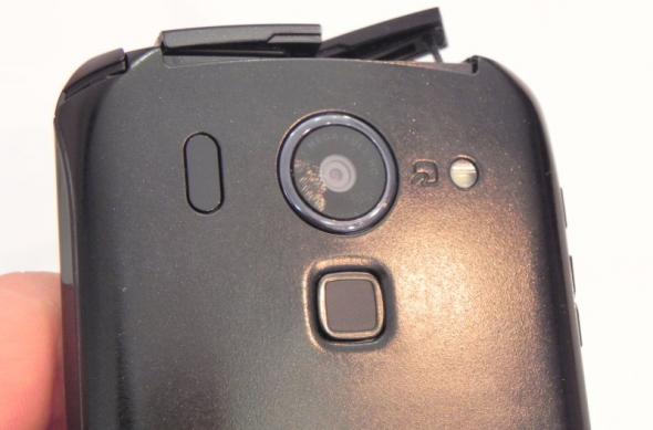 MWC 2012: Fujitsu Arrows Ultra hands on - telefonul cu camera de 13 MP pentru care Îi invidiem pe japonezi (Video): dscn0894jpg.jpg