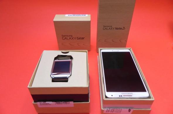Samsung Galaxy Gear unboxing: primul smartwatch Samsung scos din cutie, prins pe Încheiatură (Video): samsung_galaxy_gear_review_mobilissimo_ro_02jpg.jpg