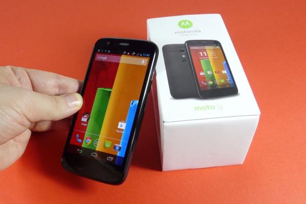 Motorola Moto G Unboxing: scoatem din cutie un telefon dual SIM cu pedigree (Video)