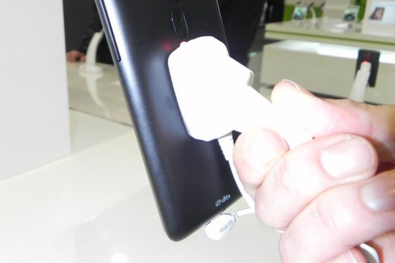 Hands on cu Acer Liquid Z4, un smartphon cu pret sub 100 de euro (Retro MWC 2014 - Video): dscn5050jpg.jpg