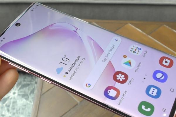 Și Samsung are astăzi oferte de Black Friday! Galaxy Note 10 la sub 2000 de LEI!