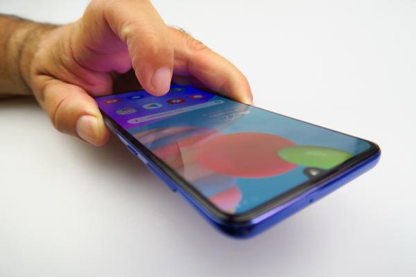 Samsung Galaxy A41: Conectivitate cu coroniţă, poate chiar medalii