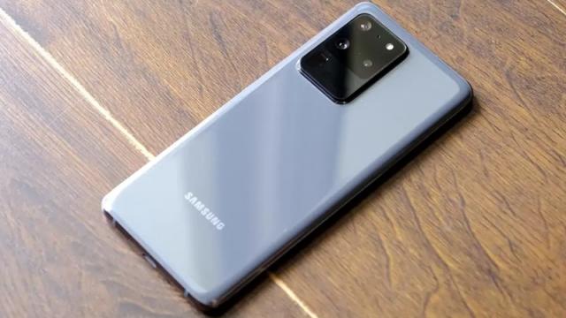 <b>Samsung Galaxy S21 Ultra ar urma să vină cu suport pentru S-Pen; Seria Note din nou în pericol</b>Teoria dispariţiei seriei Galaxy Note nu datează de azi sau ieri, ci de câţiva ani. Anual apare câte un zvon care afirmă că Galaxy S-urile vor primi S-Pen sau mai nou Galaxy Fold-urile. Am discutat despre asta 