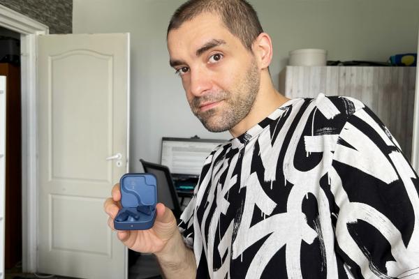 CMF Buds 2 Plus Review: le încarci "o dată pe lună" şi primeşti MULT bas