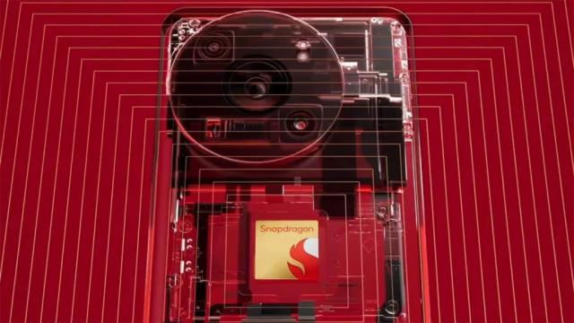 <b>Snapdragon 8 Elite Gen 3 va avea două variante; Qualcomm ajustează strategia din cauza costurilor mari pe 2nm</b>Qualcomm pregătește lansarea Snapdragon 8 Elite Gen 3 în două versiuni diferite, din cauza costurilor uriașe ale producției pe 2nm. TSMC, singurul partener actual al Qualcomm pentru chipurile de top, a început să accepte comenzi pentru procesoare pe 2nm