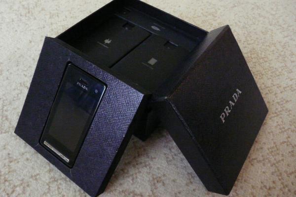 LG KF900 Prada - Unboxing