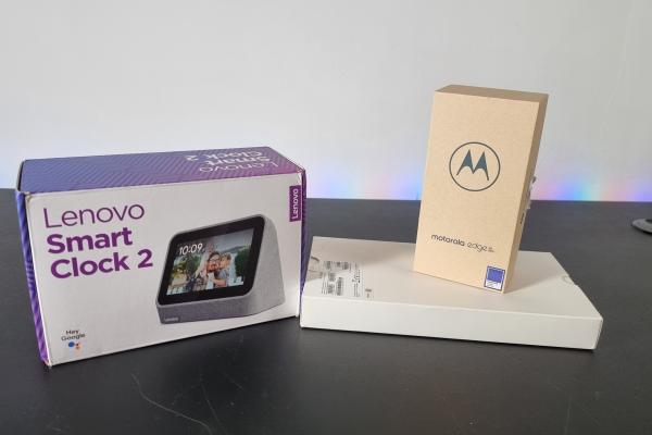Lenovo Smart Clock 2 - Unboxing