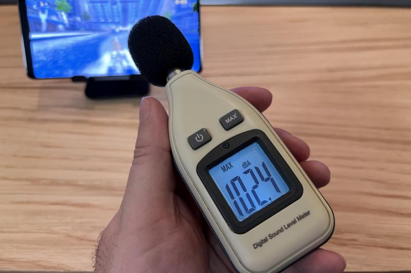 Putere volum Honor 70: Honor-70_231.jpg