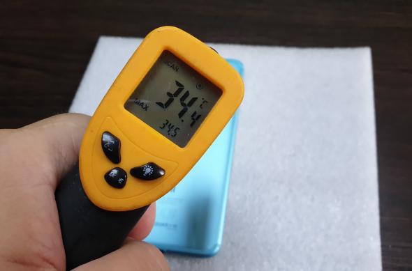 Test termic Xiaomi Mi A2: Xiaomi-Mi-A2_030.jpg