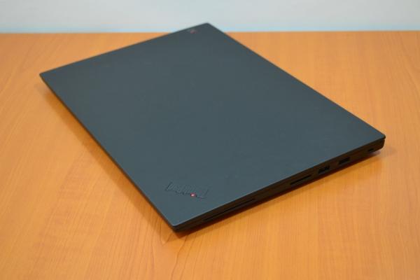 Lenovo ThinkPad X1 Extreme - Fotografii prezentare