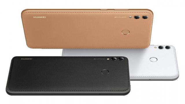 <b>Huawei Enjoy Max se pregătește de lansare; Phablet de 7.12 inch cu spate îmbrăcat în piele</b>Aflăm astăzi prin intermediul lui Evan Blass faptul că Huawei pregătește o nouă lansare pe plan european, cea a lui Enjoy Max - telefon care la origini este nimeni altul decât Huawei Honor 8x max. Diferența principală va fi reprezentată de către