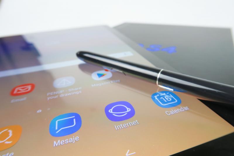 Samsung Galaxy Tab S4 - Accesorii: Samsung-Galaxy-Tab-S4_024.JPG