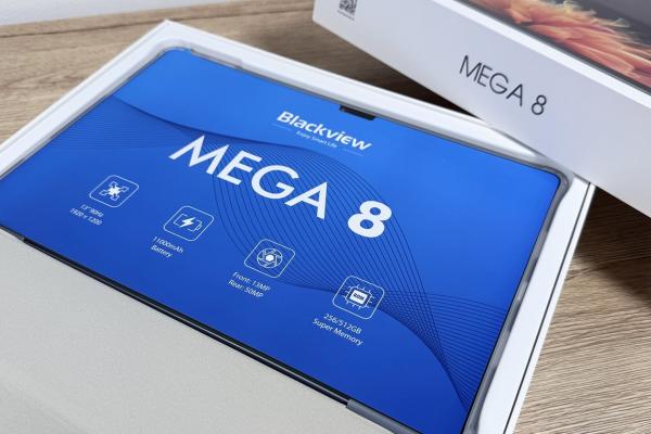 Blackview  Mega 8 Unboxing: Tabletă accesibilă axată pe multitasking, cu display generos (13 inch), mod desktop, stylus și husă la pachet