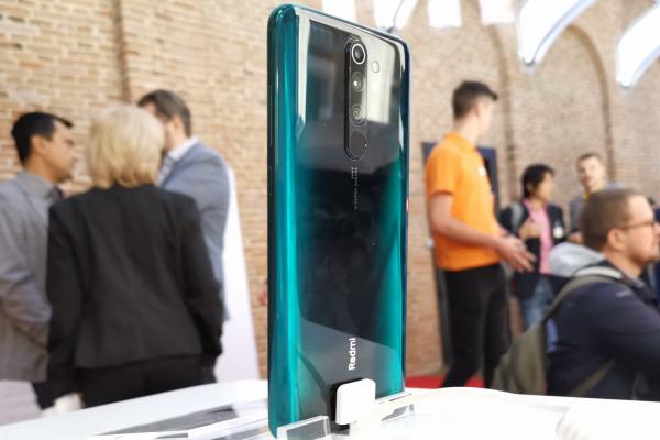 Xiaomi are prima lansare mare în România; Prezintă Redmi Note 8 Pro, un aspirator nou şi becuri inteligente colorate